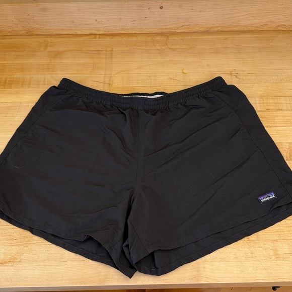 Patagonia Pants - Patagonia Classic Black Baggies Shorts